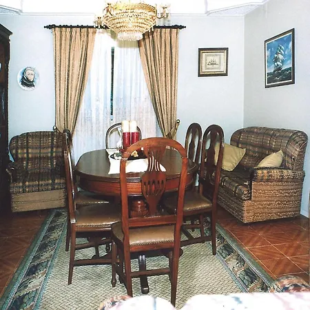 With Terrace In בית נופש נאזרה