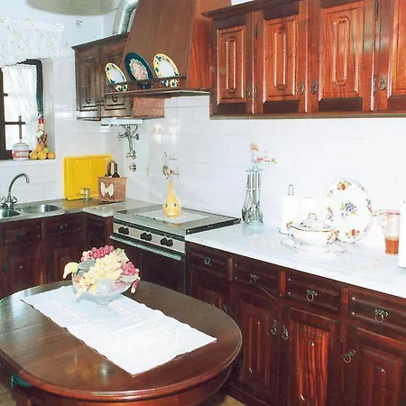 With Terrace In נאזרה